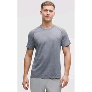 Lululemon Metal Vent Tech Tee Gray Men’s XL Performance Athleisure Workout Gym